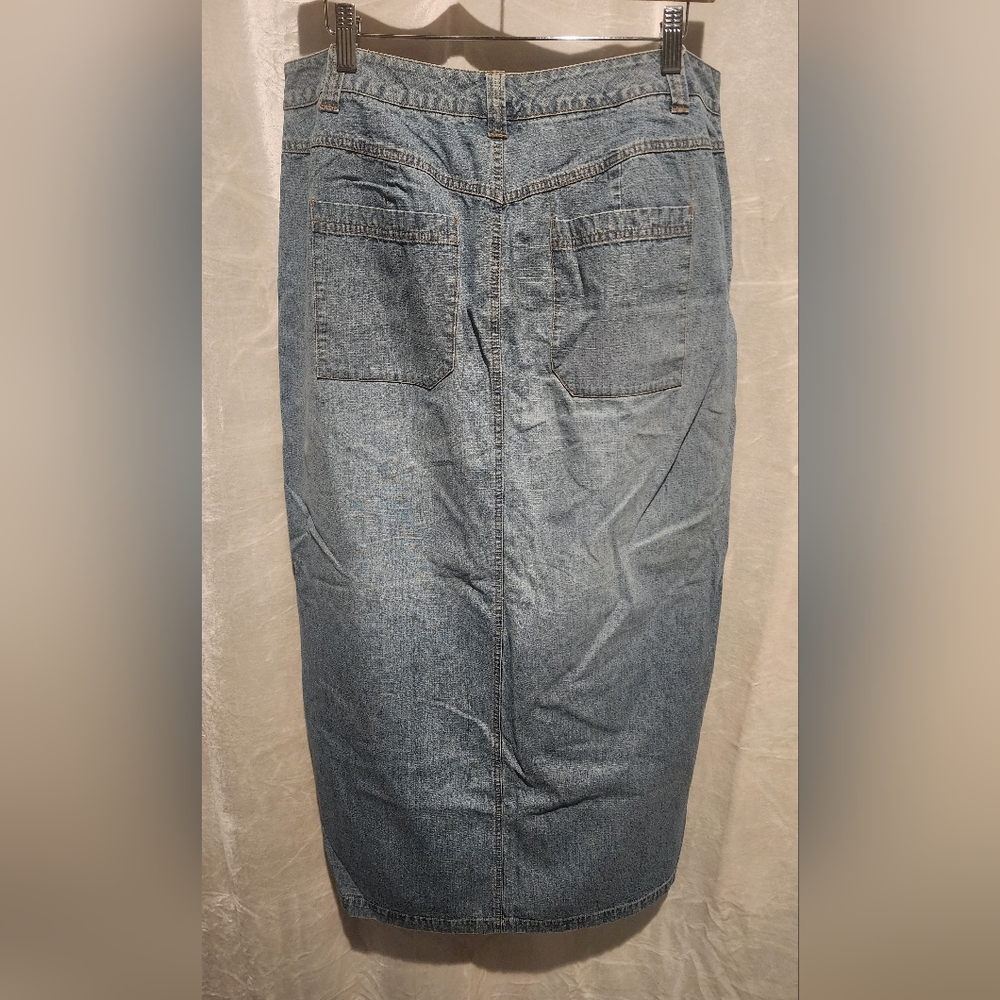 Venezia Jeans Clothing Co.